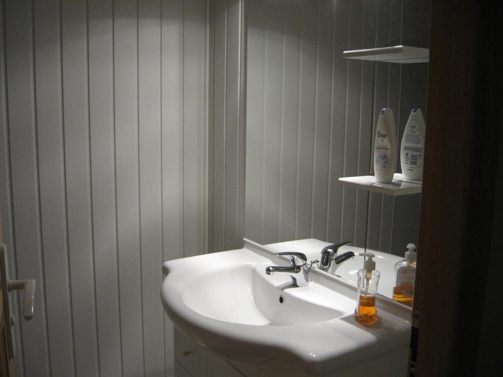Chez Robert Et Catherine Dompierre-sur-Mont Bilik gambar